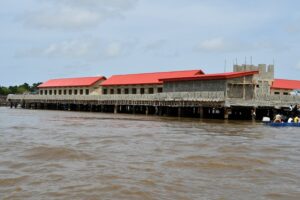 Floating market