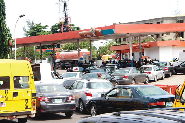 Fuel queue in Lagos