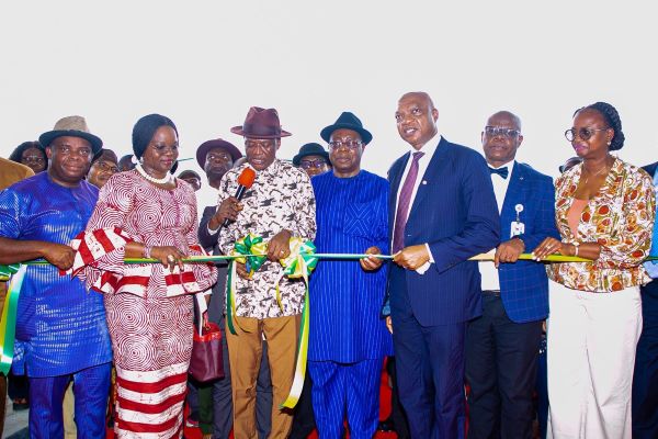 NNPC Ltd, Partners Donate 2,300-Seater Library to Niger Delta University